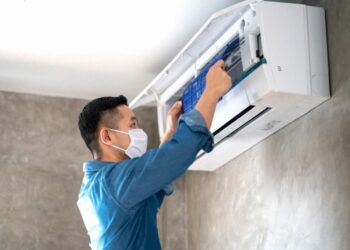 Air conditioner cleaning bangkok - aircon AC fix repair install service